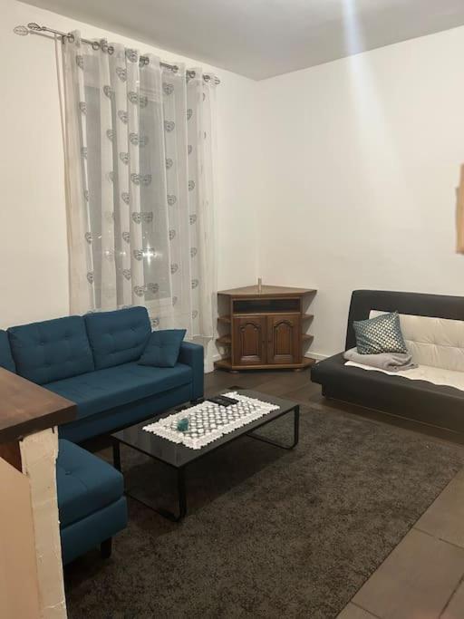 Superbe Appartement Avec Parking Gratuit Vaulx-en-Velin Εξωτερικό φωτογραφία